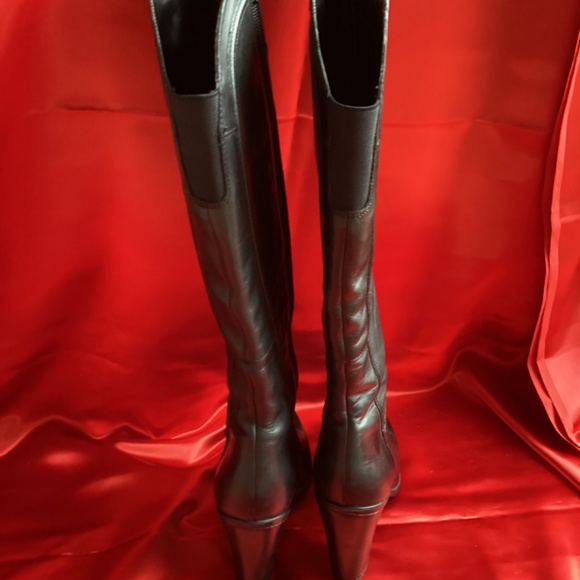 Audrey Brooke Dallas Leather High Boots - Picture 4 of 7
